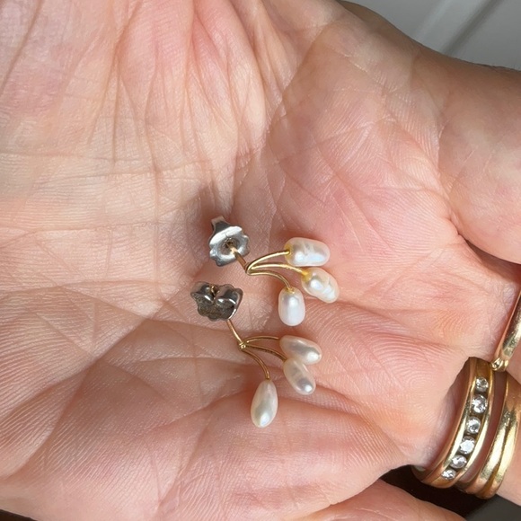 10k gold pearl earrings - Picture 5 of 5